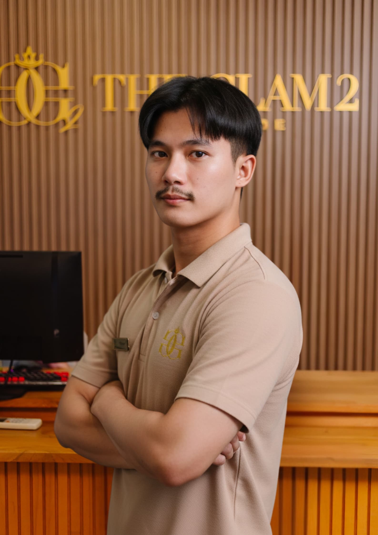 หนึ่ง — นักนวดมืออาชีพ The Glam2